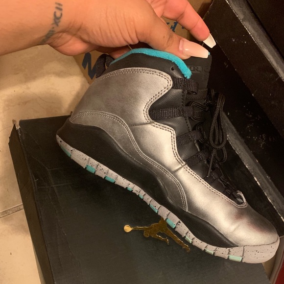 Lady Liberty Jordan Retro Jordan 10s - Picture 1 of 7